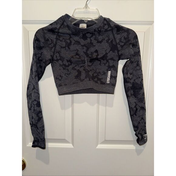 Gymshark Women’s Size XS Adapt Camo Seamless Cinch Crop Open Back Top Black EUC - Picture 5 of 7